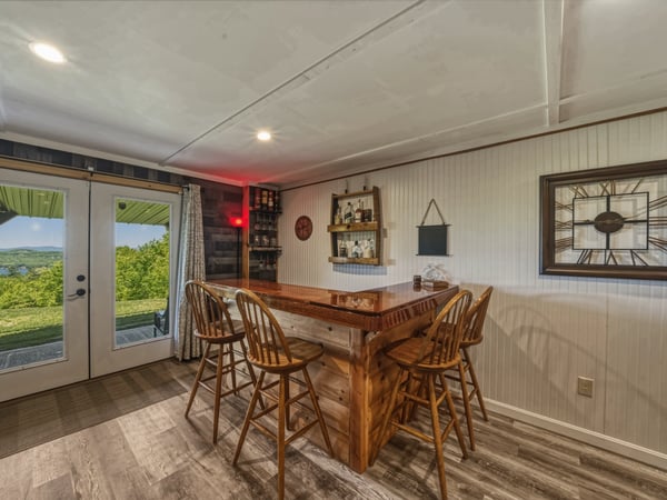 201 Rollins Rd, Newbury, NH