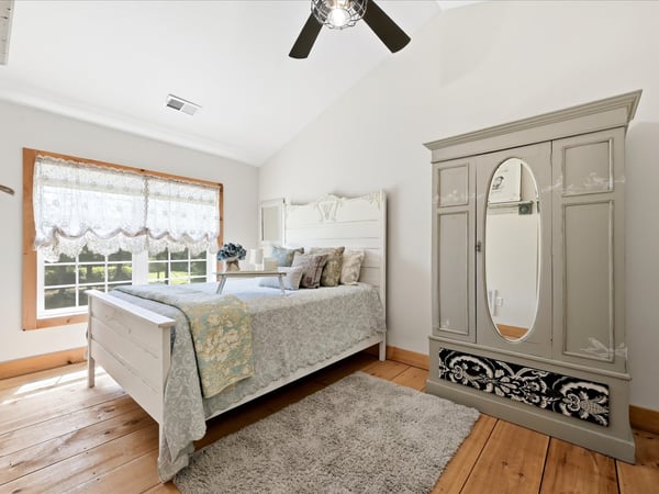 14550 Purcellville Rd, Purcellville, VA