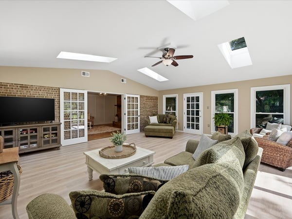 14550 Purcellville Rd, Purcellville, VA