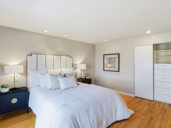 16813 NE 33rd St, Bellevue, WA