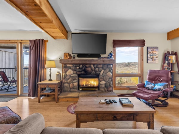 2602 Longthong Road, Unit 107, Steamboat Springs, CO