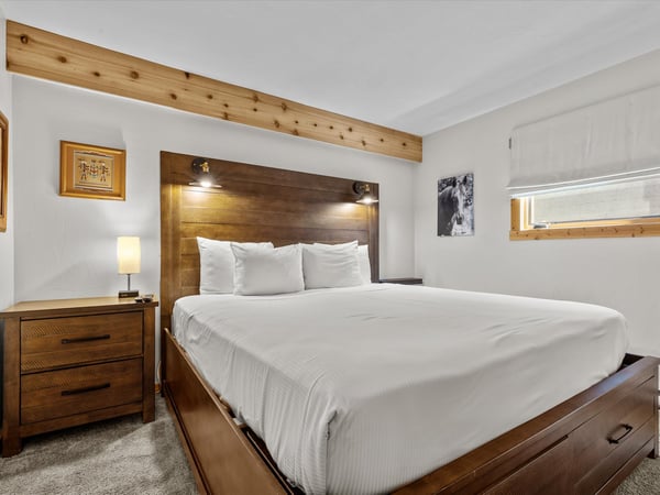 2602 Longthong Road, Unit 107, Steamboat Springs, CO