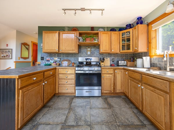 158 Camp Road, Burke, VT