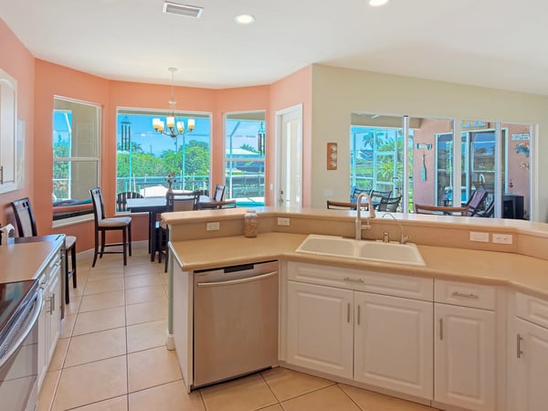 2601 SW 37th St, Cape Coral, FL