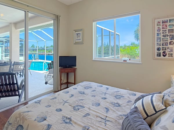 2601 SW 37th St, Cape Coral, FL