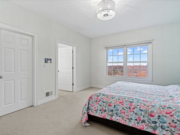 711 Parkview Drive, Gibsonia, PA