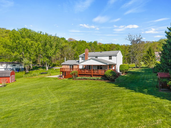 4216 Clendenning Road, Gibsonia, PA