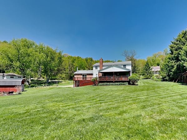 4216 Clendenning Road, Gibsonia, PA