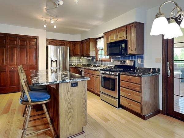 4216 Clendenning Road, Gibsonia, PA