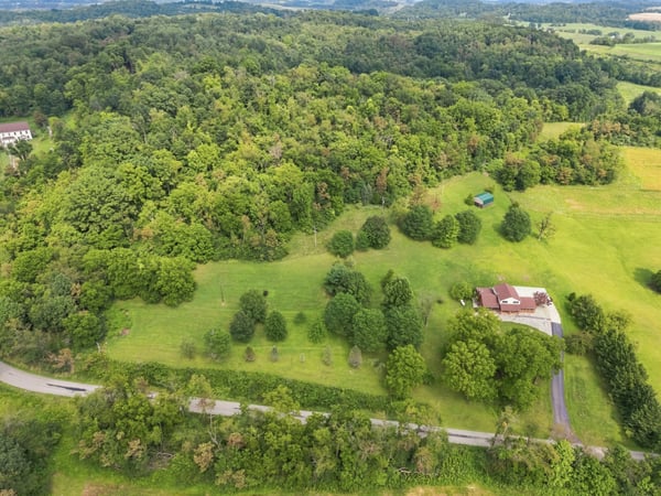 650 Phillis Road, Burgettstown, PA