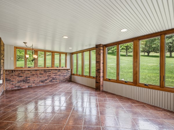 650 Phillis Road, Burgettstown, PA