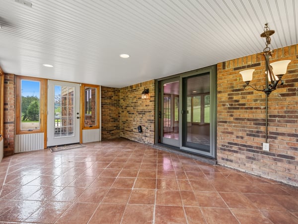 650 Phillis Road, Burgettstown, PA
