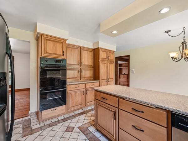 650 Phillis Road, Burgettstown, PA