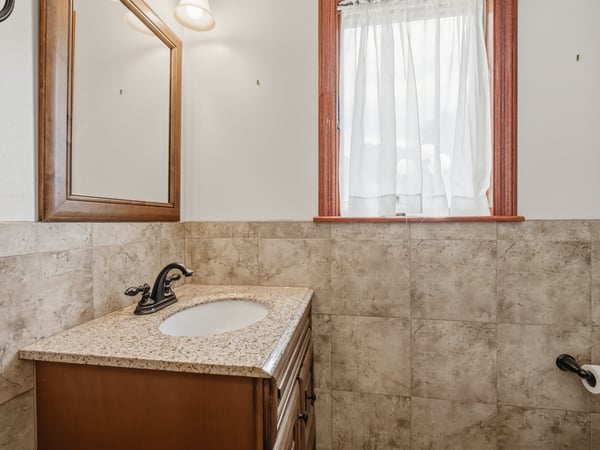 650 Phillis Road, Burgettstown, PA