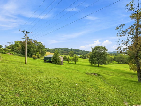 650 Phillis Road, Burgettstown, PA