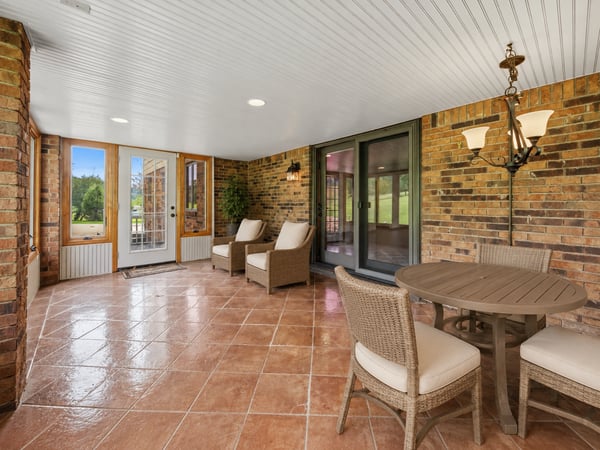 650 Phillis Road, Burgettstown, PA