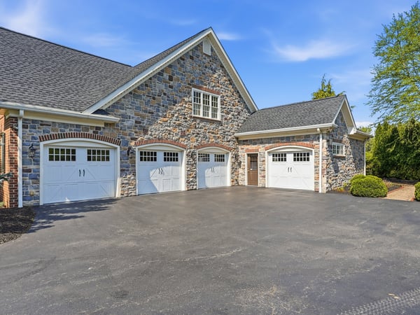 103 Destinaire Drive, New Wilmington, PA