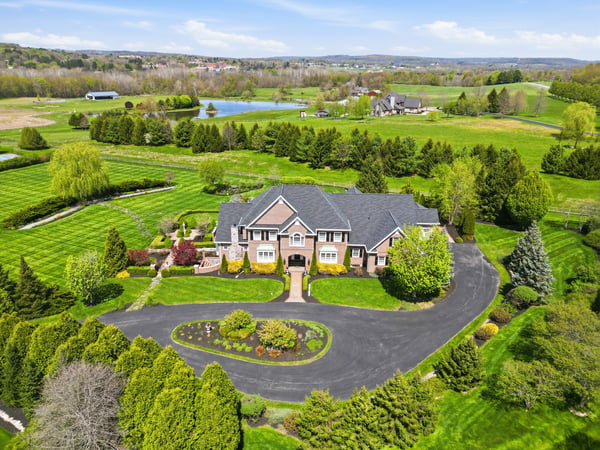 103 Destinaire Drive, New Wilmington, PA