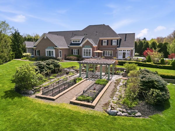 103 Destinaire Drive, New Wilmington, PA