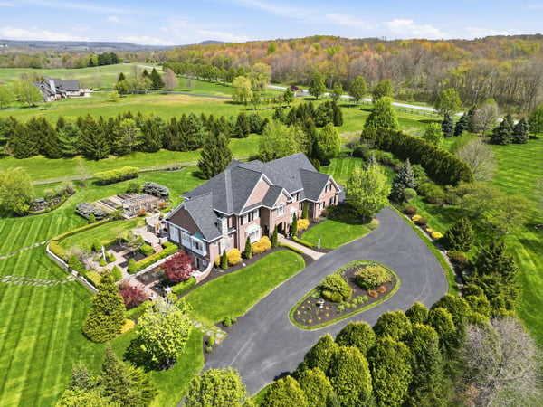 103 Destinaire Drive, New Wilmington, PA