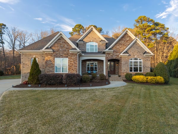 5700 Accipiter Court, Fuquay-Varina, NC