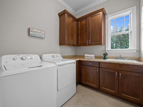 5700 Accipiter Court, Fuquay-Varina, NC