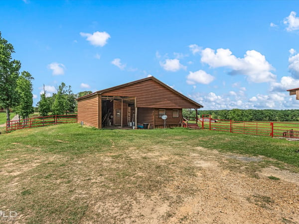 160 Neely Camp Road, Sarepta, LA