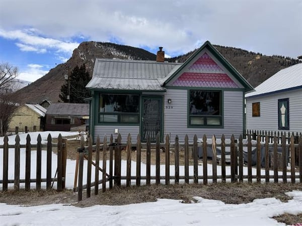 939 Mineral St, Silverton, CO