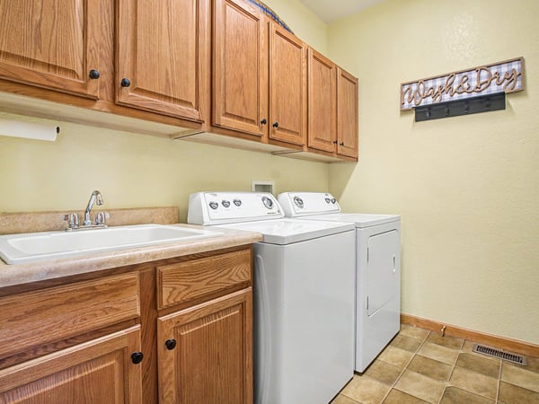 16555 Umpire Court, Hudson, CO