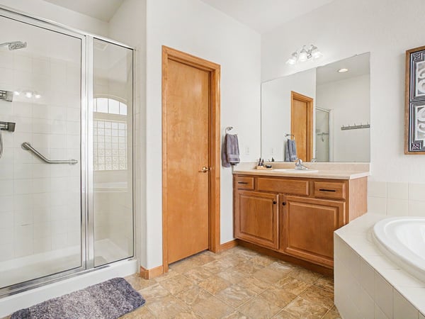 16555 Umpire Court, Hudson, CO