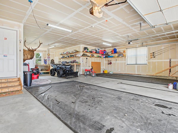 16555 Umpire Court, Hudson, CO