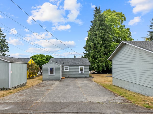 3708 Oakes Ave, Everett, WA