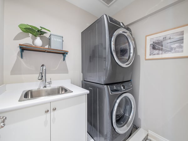 37 Havelock St., Toronto, ON