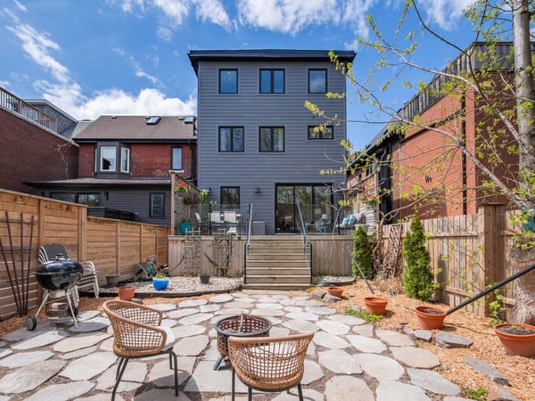 37 Havelock St., Toronto, ON