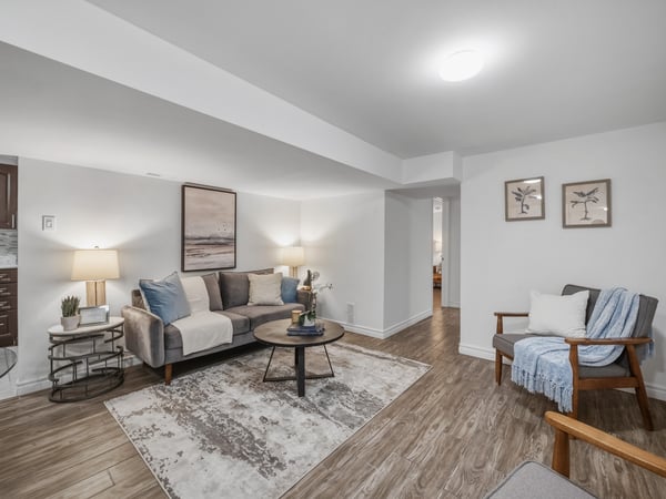 19 Shoreland Cres., Scarborough, ON