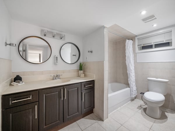 19 Shoreland Cres., Scarborough, ON