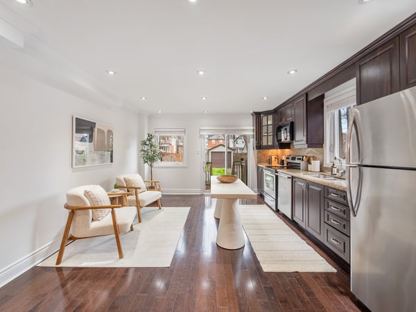 144 Floyd Ave., East York, ON