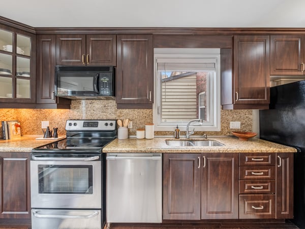 144 Floyd Ave., East York, ON