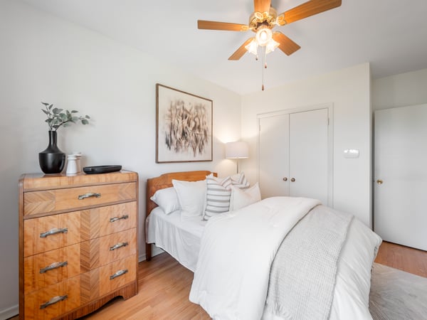 25 Stavely Ave., Toronto, ON