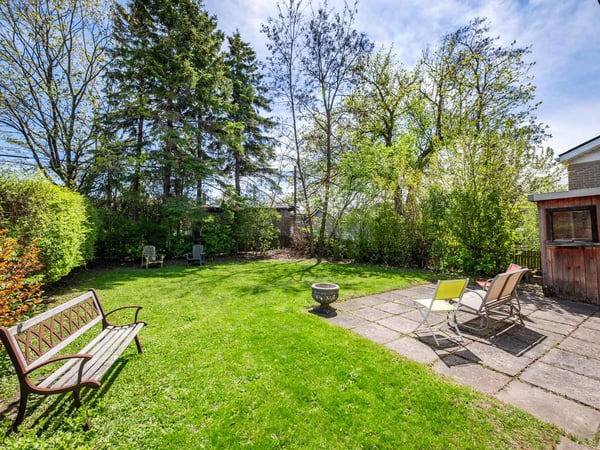 25 Stavely Ave., Toronto, ON