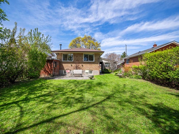 25 Stavely Ave., Toronto, ON
