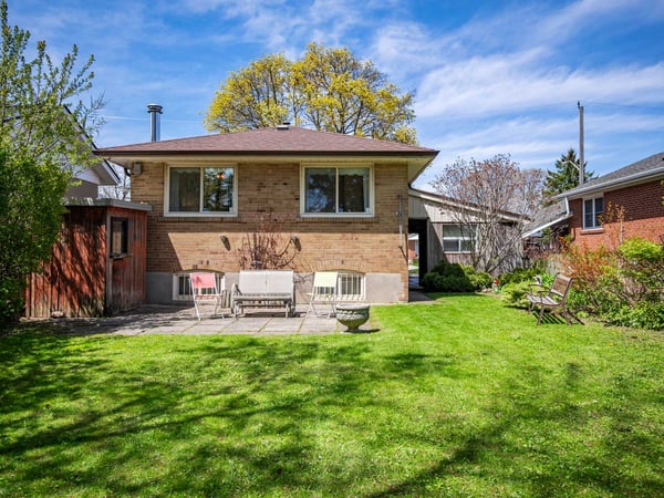 25 Stavely Ave., Toronto, ON