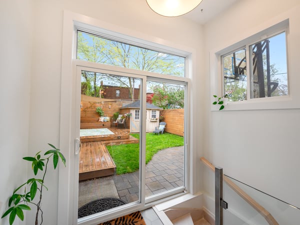 995 Greenwood Ave., Toronto, ON