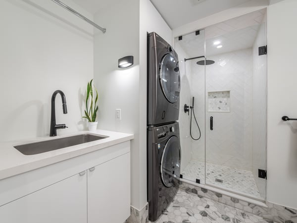 995 Greenwood Ave., Toronto, ON