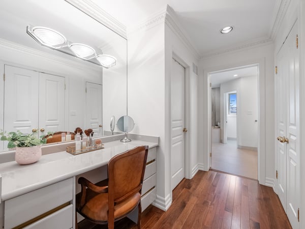 43 Prince Charles Dr., North York, ON