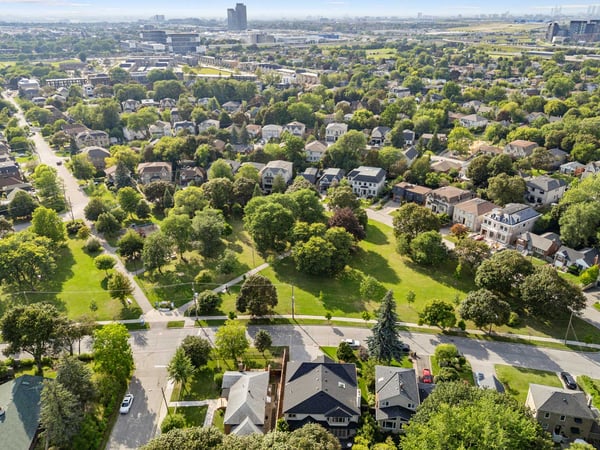 43 Prince Charles Dr., North York, ON