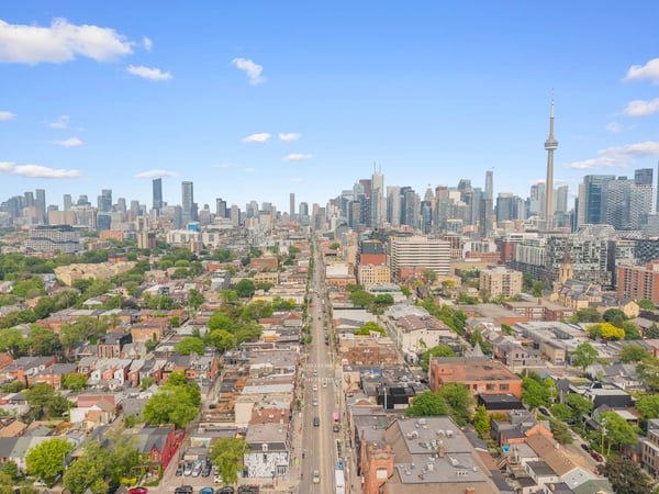4 Whitaker Ave., Toronto, ON