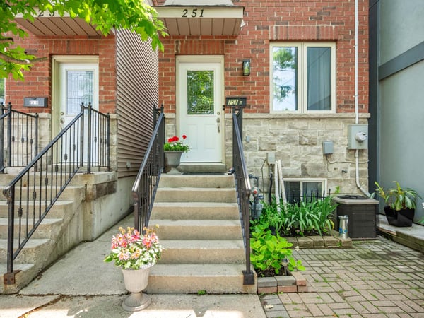 251A Chisholm Ave., East York, ON