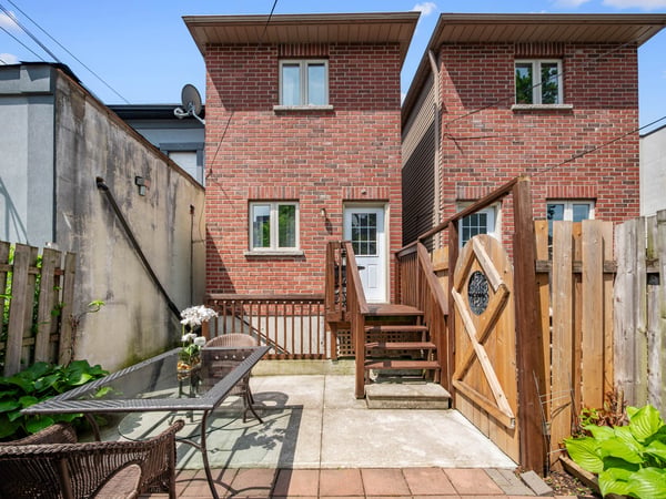251A Chisholm Ave., East York, ON