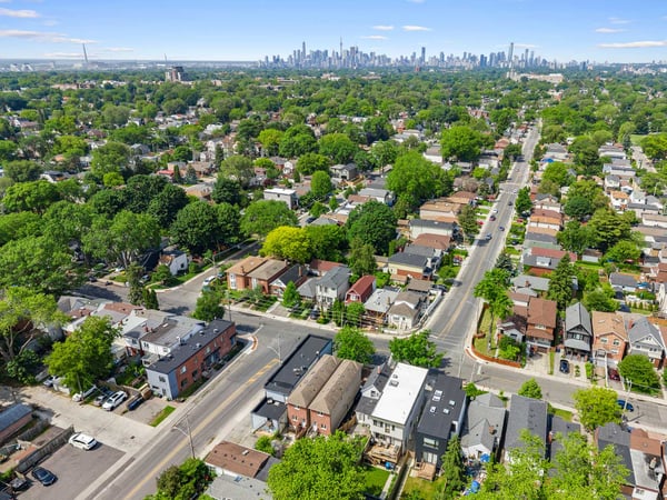 251A Chisholm Ave., East York, ON